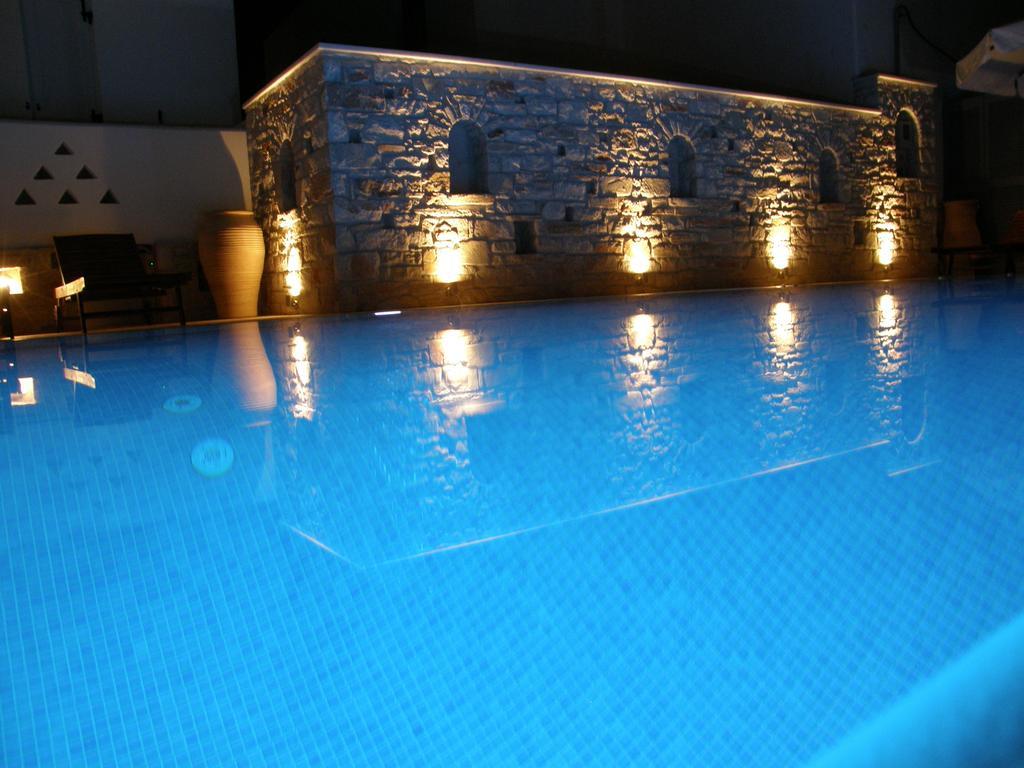 Anna Platanou Hotel パロス島 エクステリア 写真